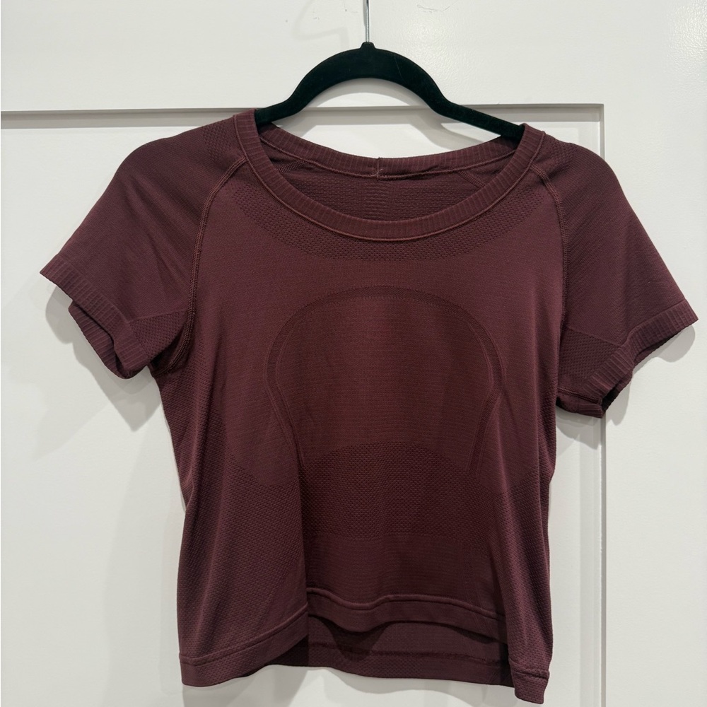 Lululemon Maroon Short Sleeve Tee